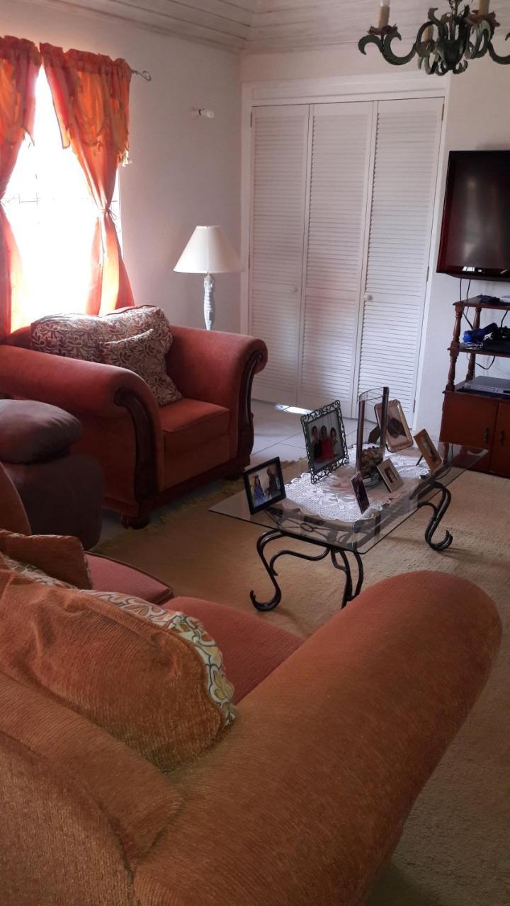 Sue'S Homestay كرايست تشيرش المظهر الخارجي الصورة