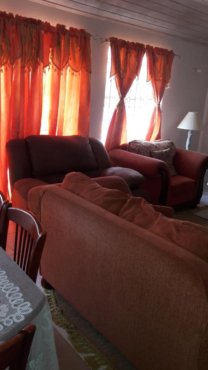 Sue'S Homestay كرايست تشيرش المظهر الخارجي الصورة